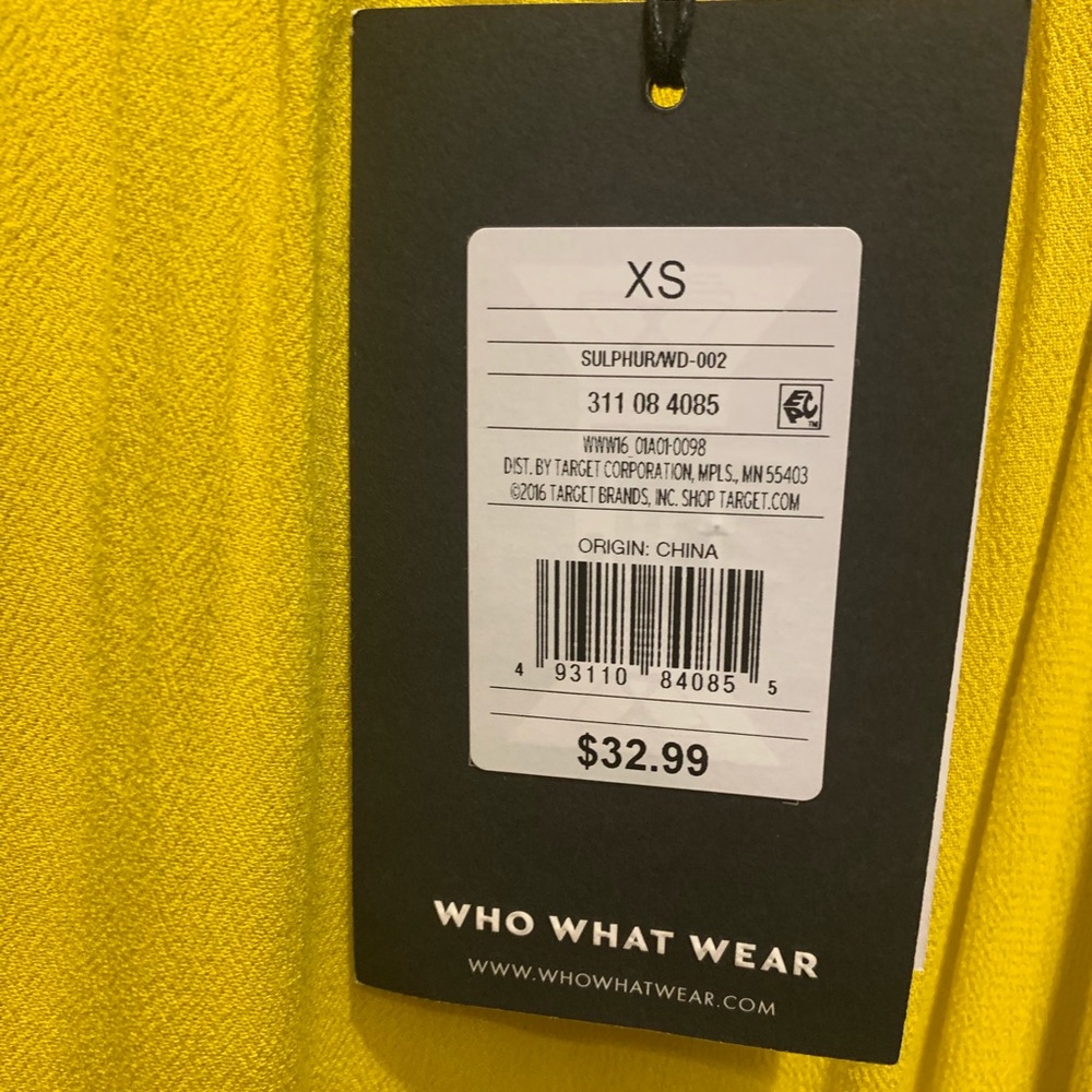Who Wear What yellow maxi dress. NMT - Picture 5 of 6